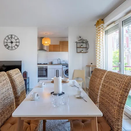 アパート Chic Avec Parking Au Centre-ville *