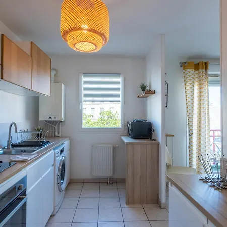 Chic Avec Parking Au Centre-ville アパート