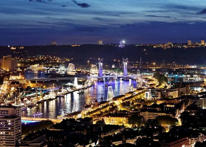 Chic Avec Parking Au Centre-ville 公寓 *