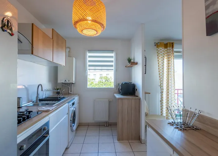 Chic Avec Parking Au Centre-ville 公寓