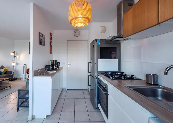 아파트 Chic Avec Parking Au Centre-ville *